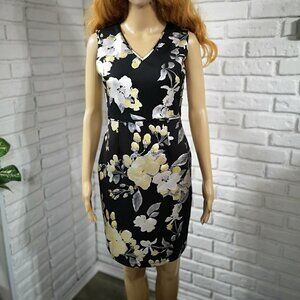 Kate-Lily Ladies V-neck Size 4 Fitted Sleeveless Dress